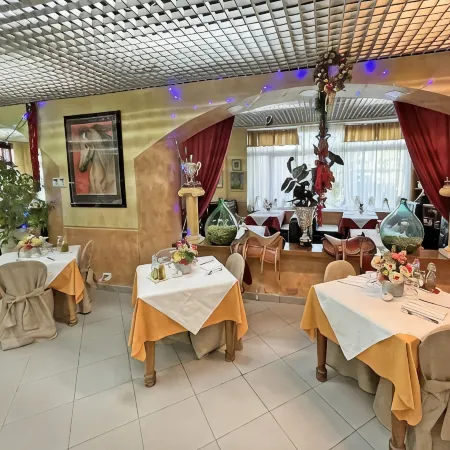 Hotel IL Parco - Parking Free & Restaurant - Hotel