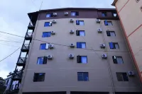 Mojiang Zhuri Holiday Hotel - Park Yeri