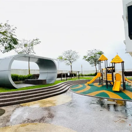 KULAI IOI Mall D'Putra Near JPO Senai Airport Отели в г. Кулай