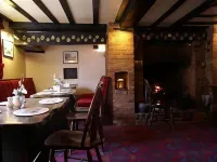 The Saracens Head Inn Hotels in Amersham