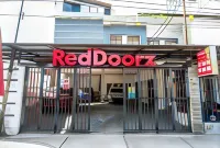 RedDoorz @ Kratonan Solo