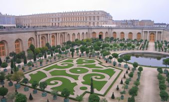 Mercure Versailles Chateau