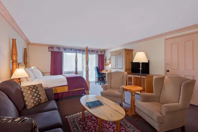 Ramada by Wyndham Pinewood Park Resort North Bay Hotel in zona Widdifield Forrest Provincial Park