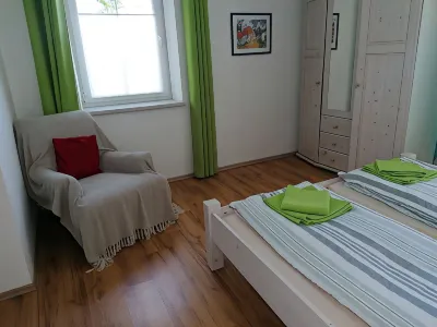 Ferienwohnung Gundacker Hotels in Dobersberg