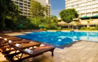Cinnamon Grand Colombo - Pools
