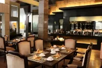 Crown Victoria Hotel Tulungagung فنادق في Tulungagung