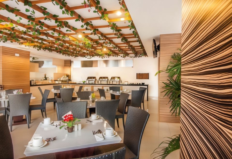 2. 더 투시타 호텔..