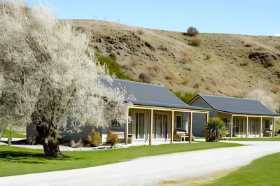 Cottages at Kinross Hotels in 