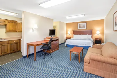 Days Inn by Wyndham Oak Grove/Ft. Campbell Hotels near Men＇s Wearhouse