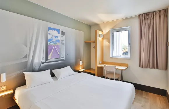 北蒙特利馬爾民宿酒店