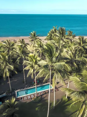 SomeWhere Else Boutique Resort Hotels near White Island