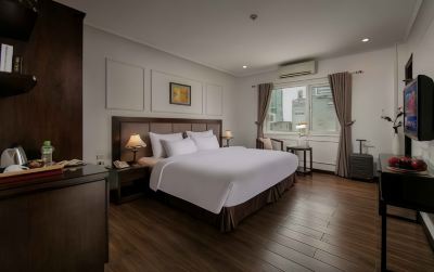 デラックスシティビュールーム ホアンニョックコチンチンホテルの写真