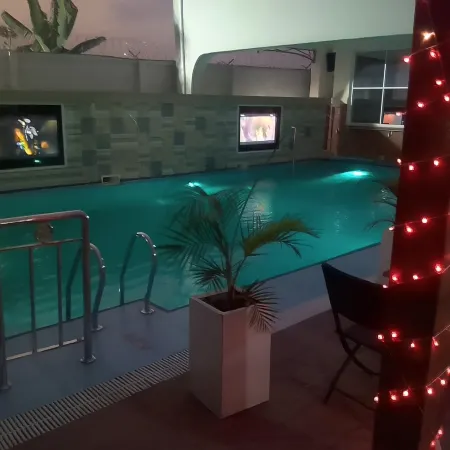 Forever Hotel & Suites