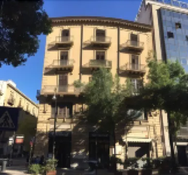 팔라초 플라네타  호텔