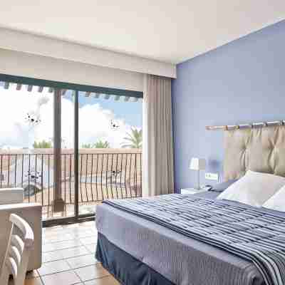 PortAventura Hotel Roulette - Theme Park Tickets Included Rooms