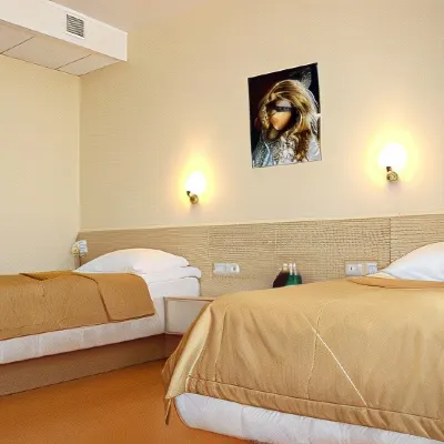 Pansionat Uralskiy Hotel dekat Naberezhnaya Gordskogo Pruda N. Tagila