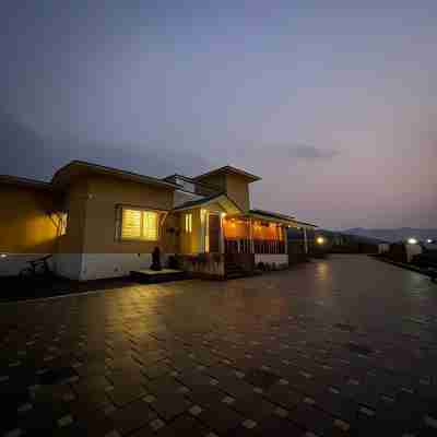 CosmicStays Rajgad Vista - Stay & play Hotel Exterior