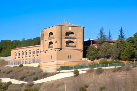 Parador de Benavente Отели в г. Побладура-дель-Валье