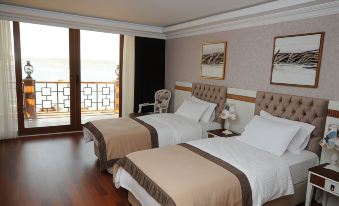 Phellos Suites Boutique Hotel