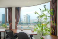 Waikiki Beach Hotel Hotels in Đà Nẵng