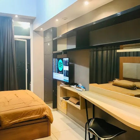 Romantic View at Treepark City Apartement by Echa