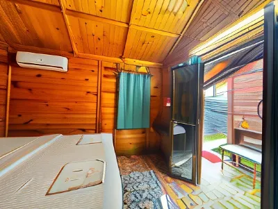 O3 Beach Resort Các khách sạn ở Pololem