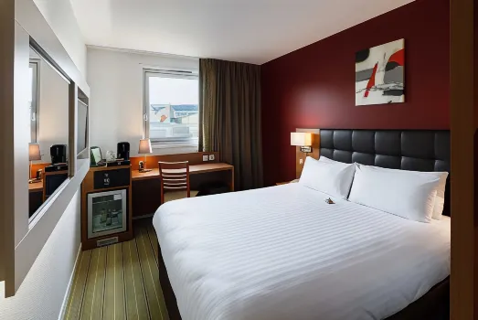 Holiday Inn Clermont - Ferrand Centre Hotels near University Of Auvergne