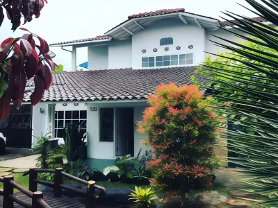 Villa Asri Kuningan Các khách sạn ở Cigugur