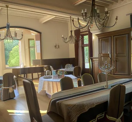 Chateau Tout Y Fault