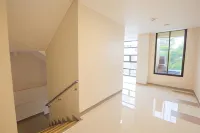 Emerald Suites CDO