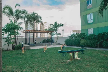 Centrio Tower w/ Netflix + WiFi