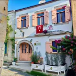 Krem Hotel