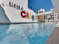 Livensa Living Studios - Valencia Viveros - piscina
