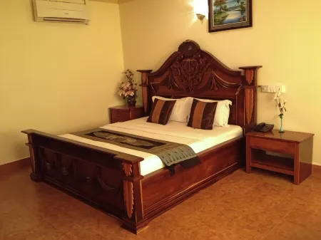 Lux Guesthouse Отели в г. Svay Por