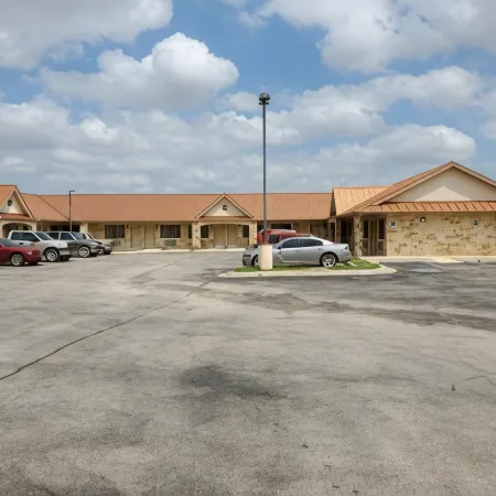 Eagle Ford Inn
