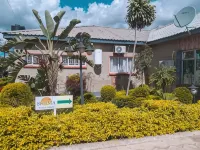 Shema Guest Lodge