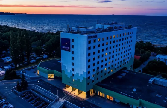 格但斯克碼頭諾富特酒店