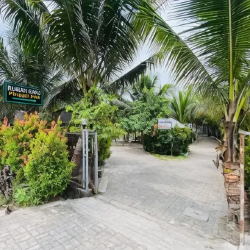 Hotel Dan Gazebo Syariah Pinggir Kali Prigen RedPartner