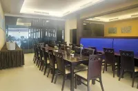 Raz Hotel & Convention Medan - Bintang 2