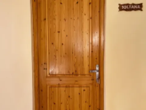 阿布拉招待所 瓦爾扎扎特酒店