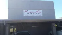Hampton Villa Motel - parking