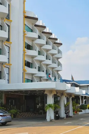 โรงแรมเลิศนิมิตรชัยภูมิ Lertnimit Hotel Chaiyaphum