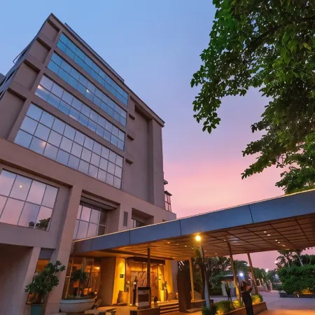 Ramada by Wyndham Neemrana