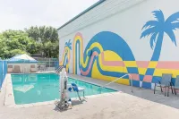 Sandcastle Inn - Strand