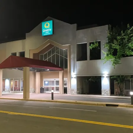 Quality Inn and Conference Center Greeley Downtown