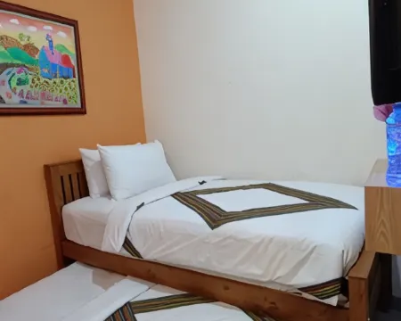 The Cabin Hotel Sidoarum Godean otelleri