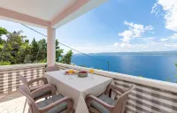 Apartments Adriatic Blue with Pool