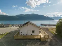 Alpan Apartments, Lyngenfjord Hotel a 