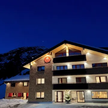 Alpin - Studios & Suites Отели в г. Брегенц