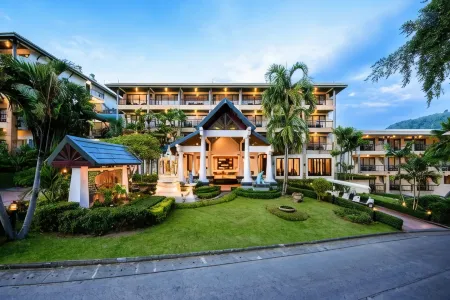 Peach Hill Hotel & Resort